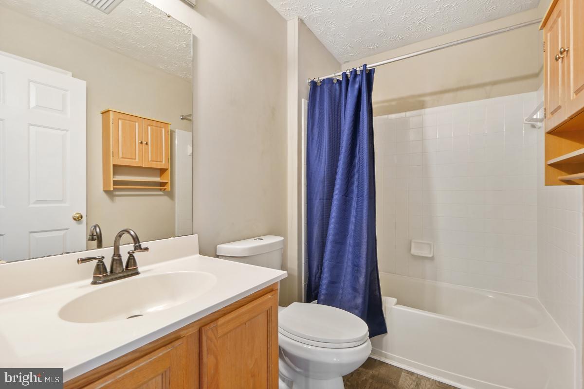 FARMINGTON VILLAGE - Residential