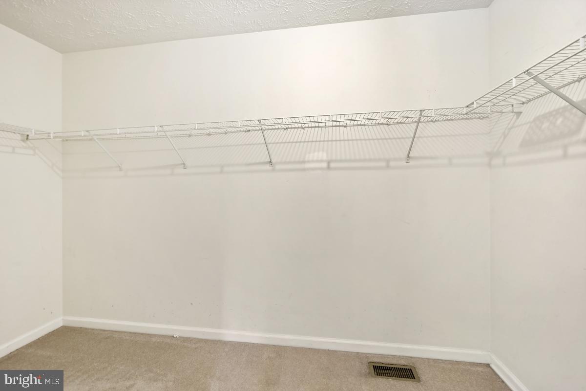 FARMINGTON VILLAGE - Residential