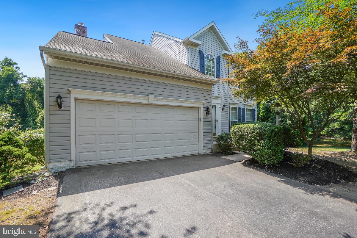 FARMINGTON VILLAGE - Residential