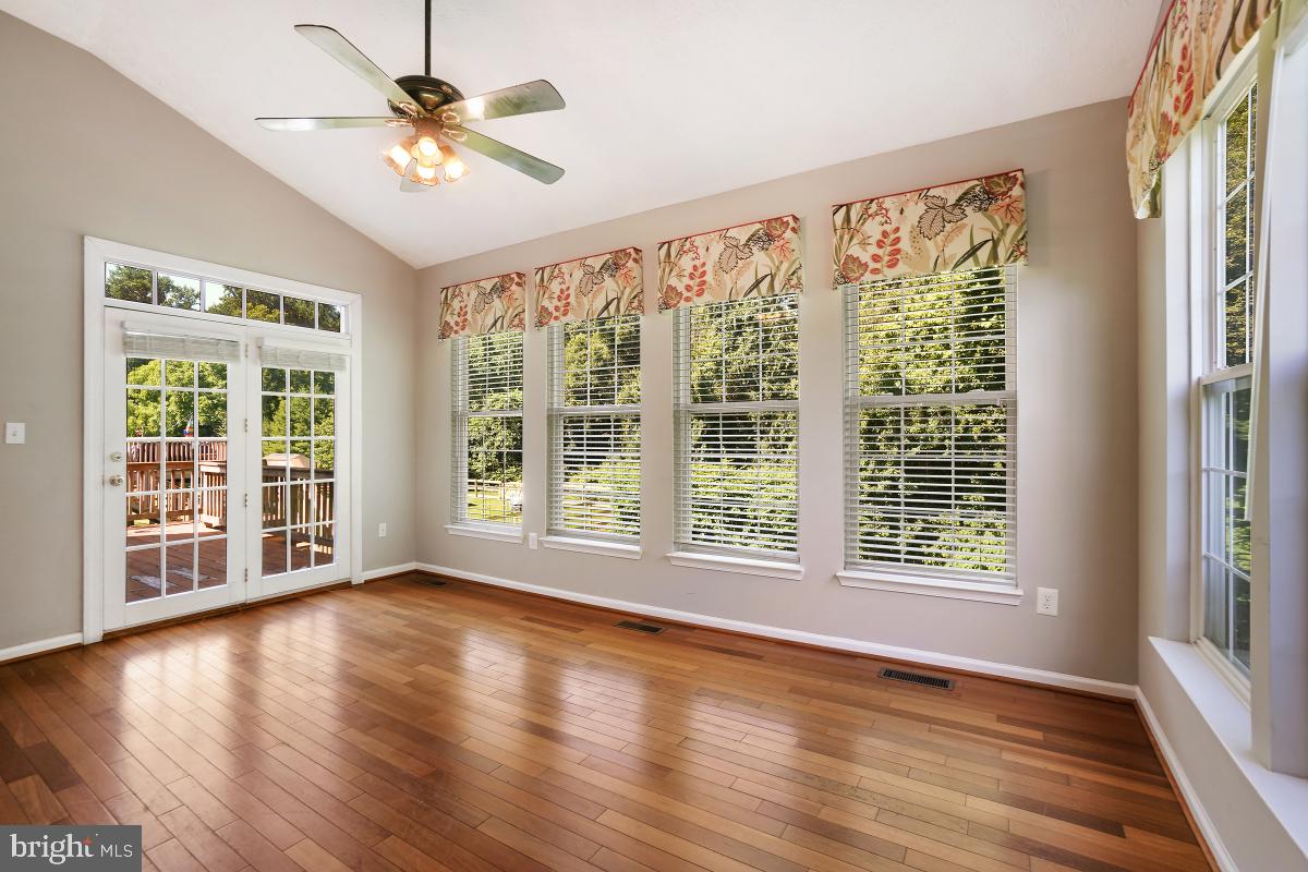 FARMINGTON VILLAGE - Residential