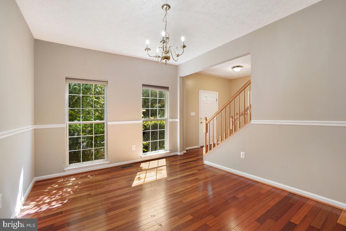 FARMINGTON VILLAGE - Residential