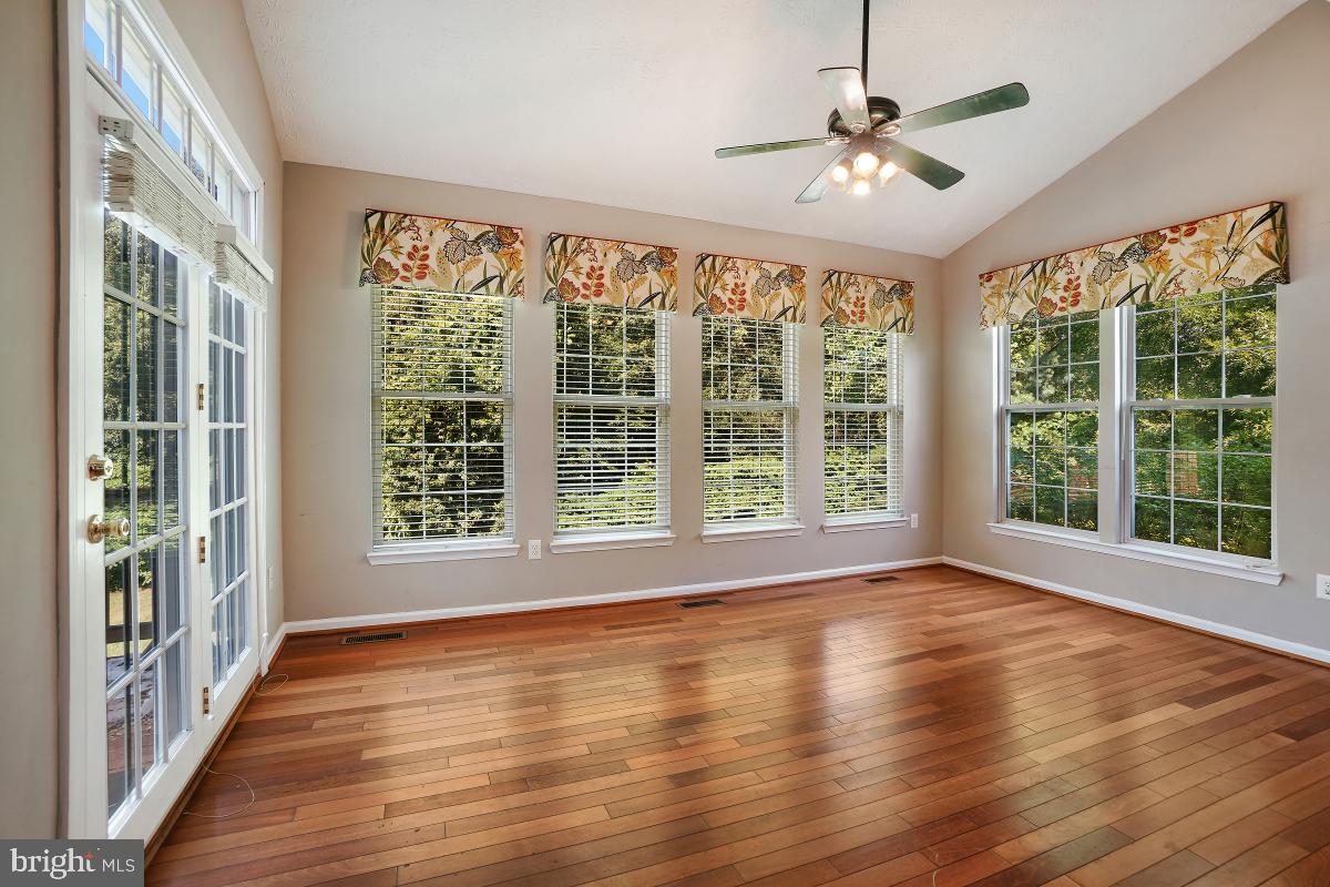 FARMINGTON VILLAGE - Residential