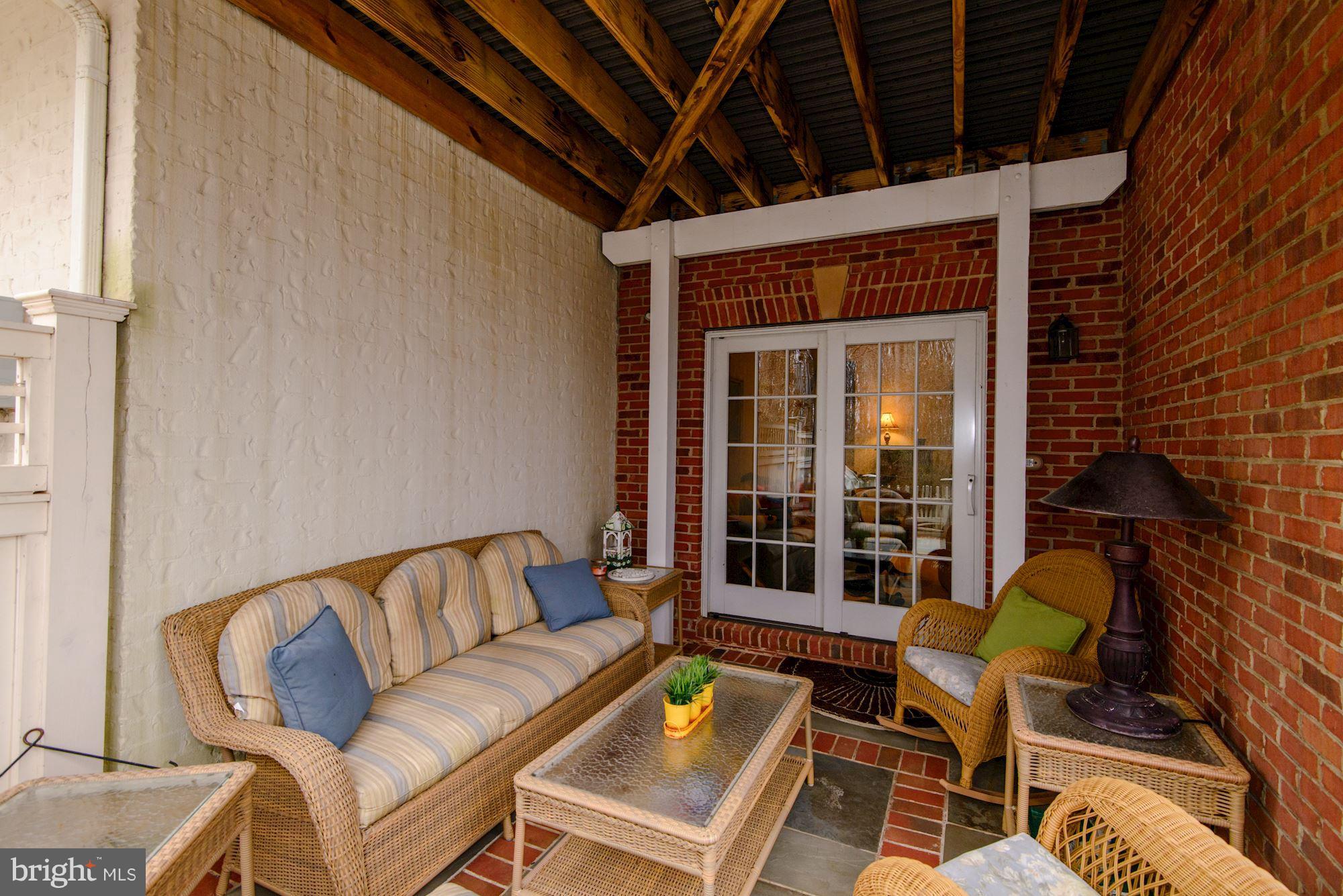 STOCKWELL MANOR - Residential