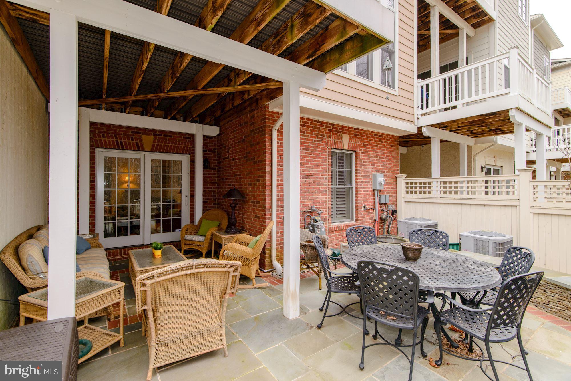 STOCKWELL MANOR - Residential