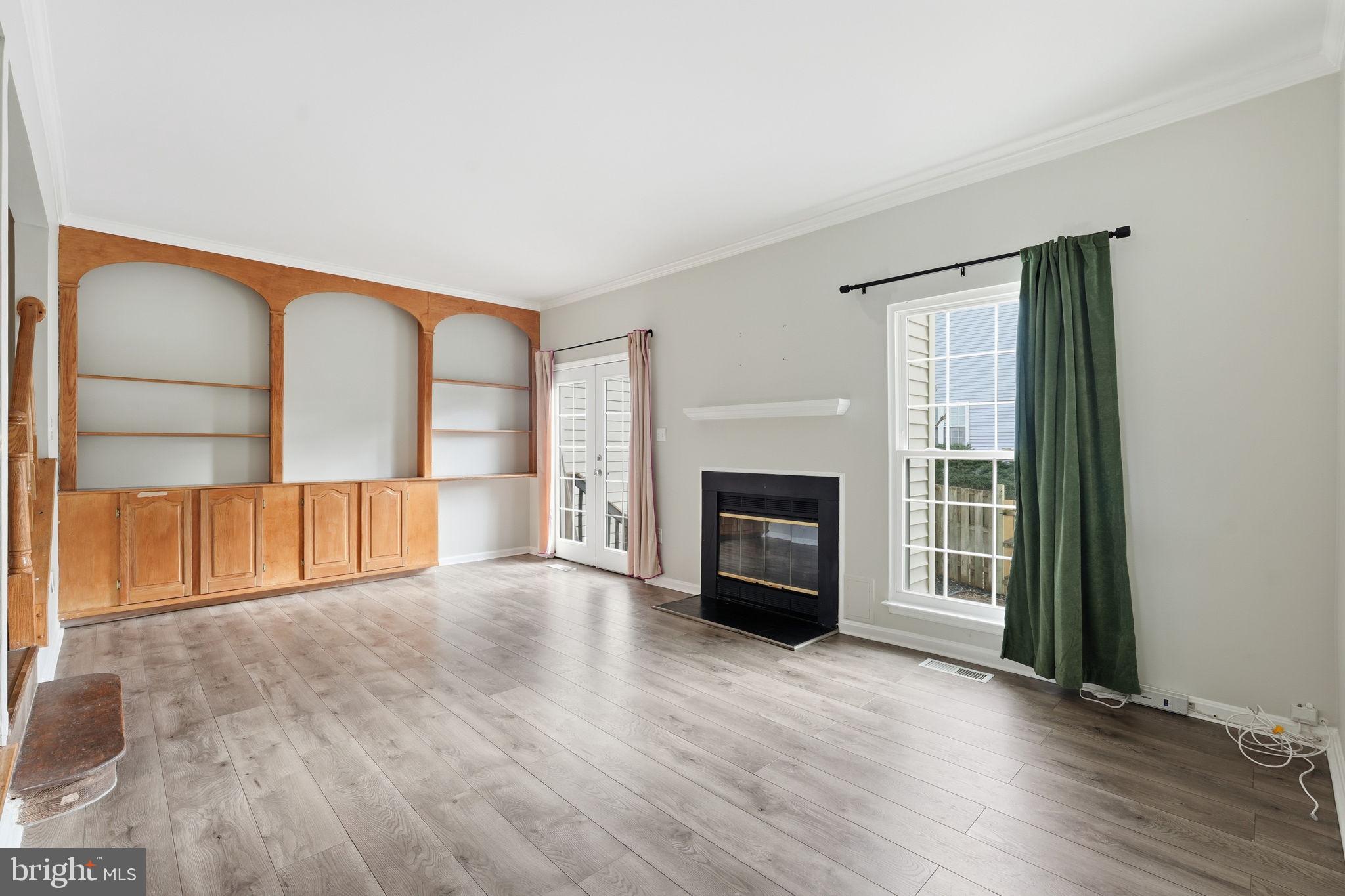 CLIFTON TOWNES - Residential Lease