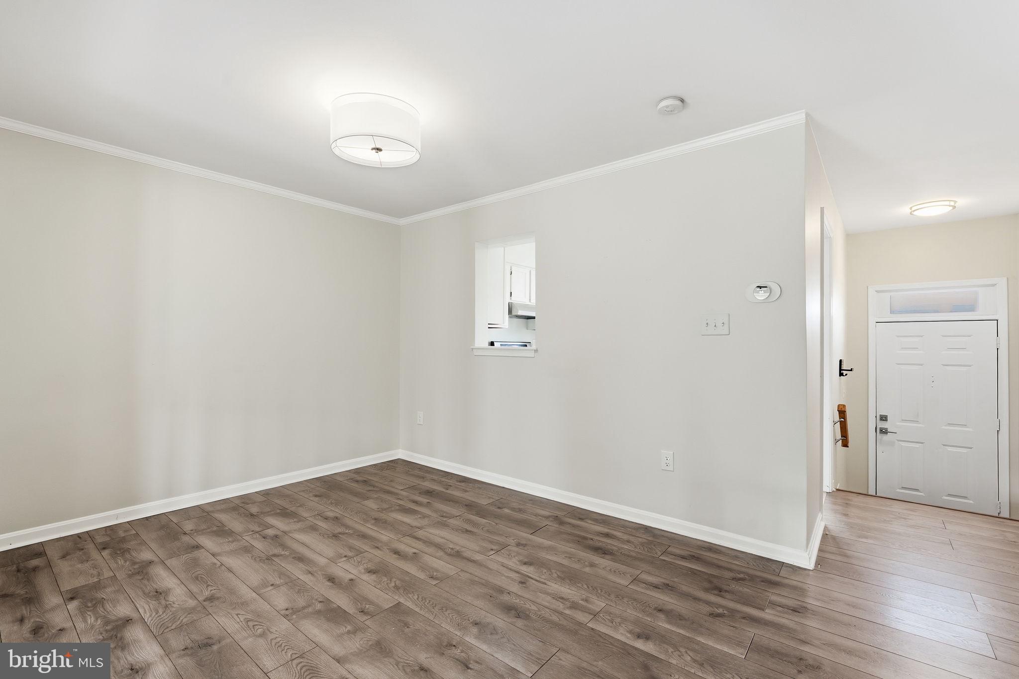 CLIFTON TOWNES - Residential Lease