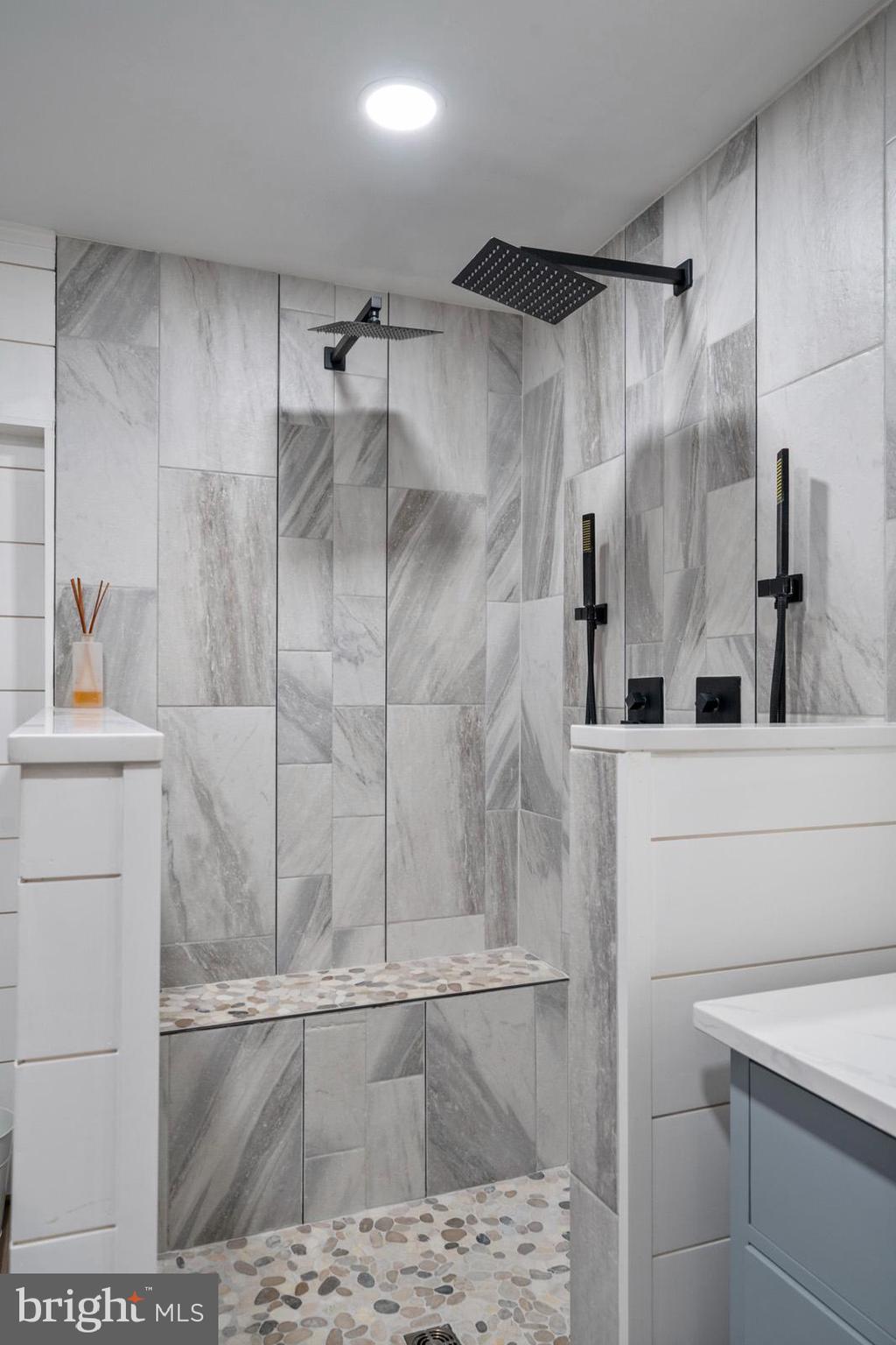 GARDEN ESTATES - Residential