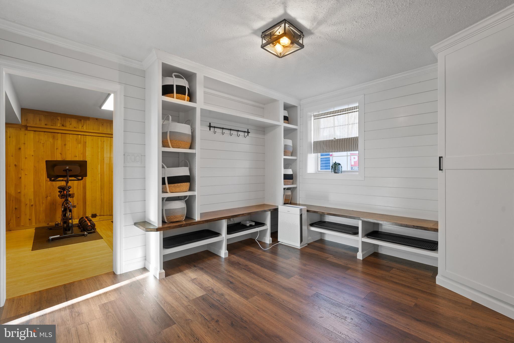 GARDEN ESTATES - Residential