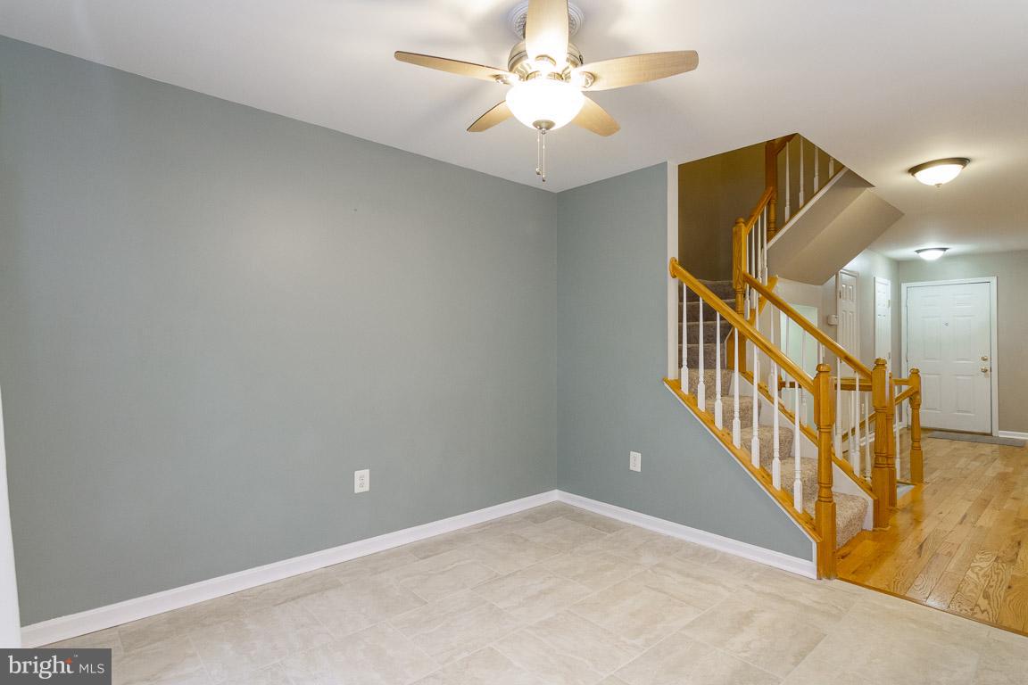 LAKECREST - Residential