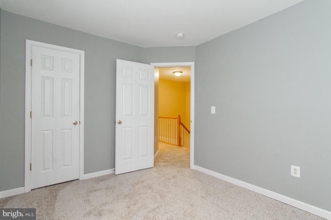 LAKECREST - Residential