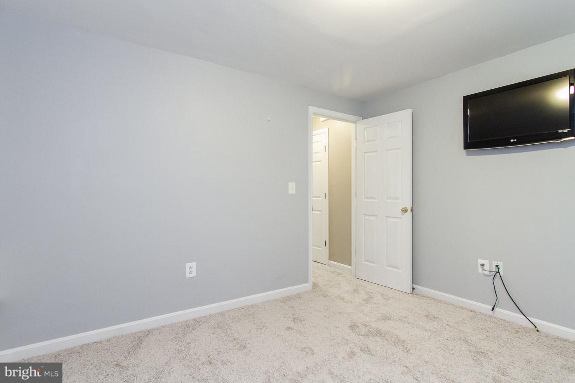 LAKECREST - Residential