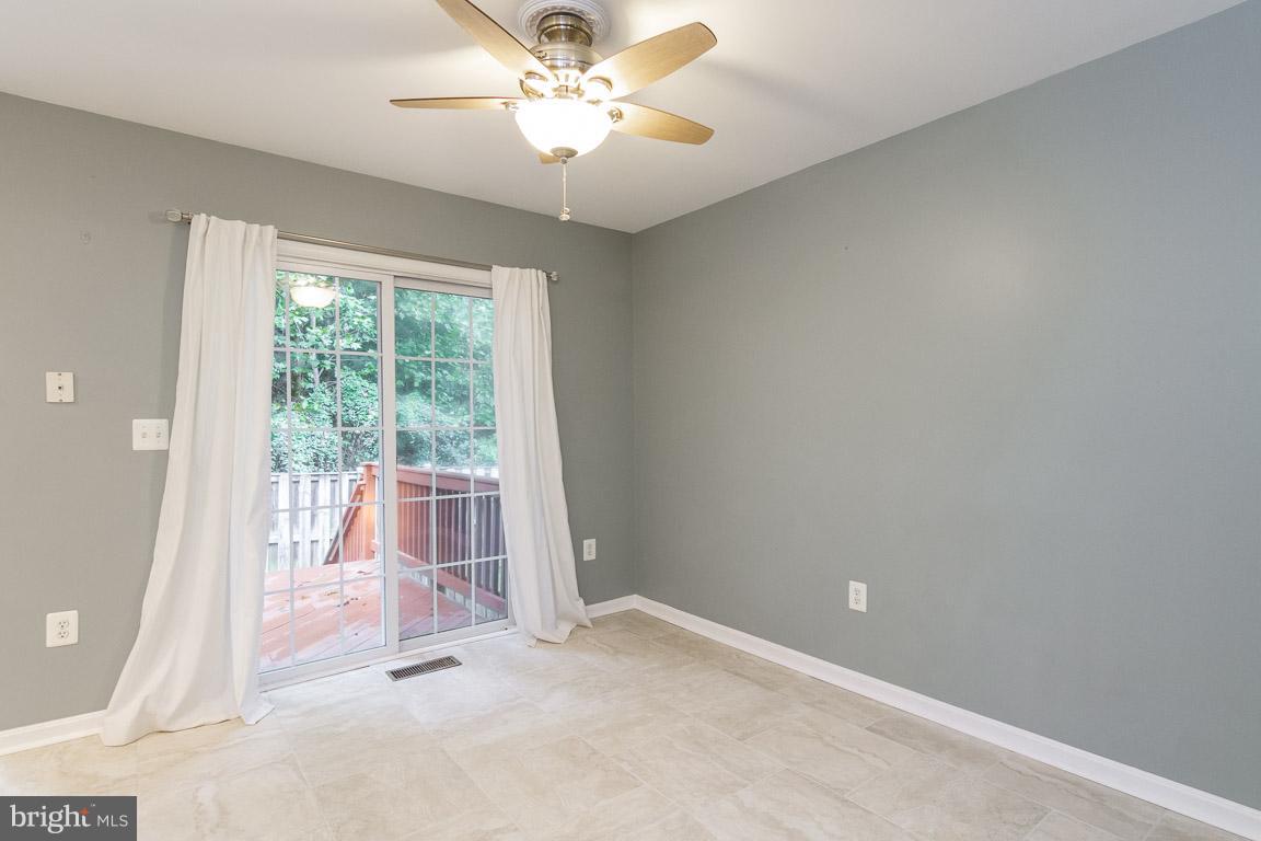 LAKECREST - Residential