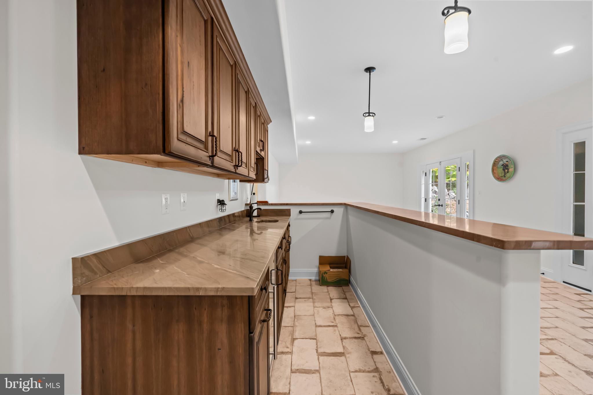 WYANT PROPERTY - Residential