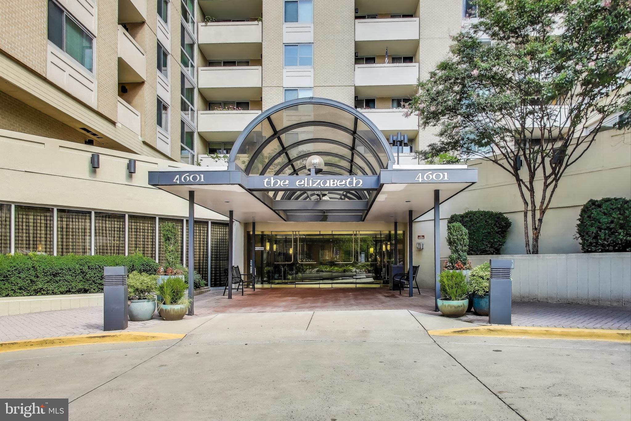 THE ELIZABETH - Residential Lease