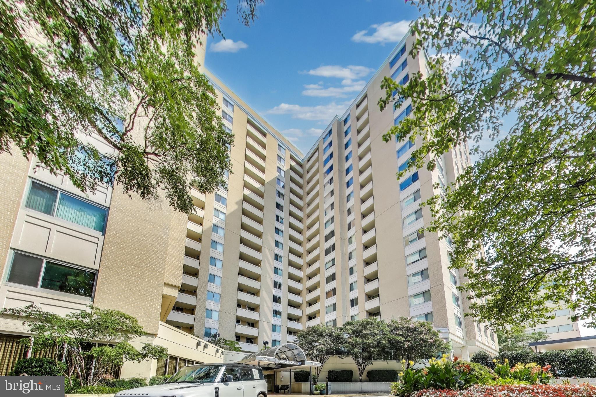 THE ELIZABETH - Residential Lease