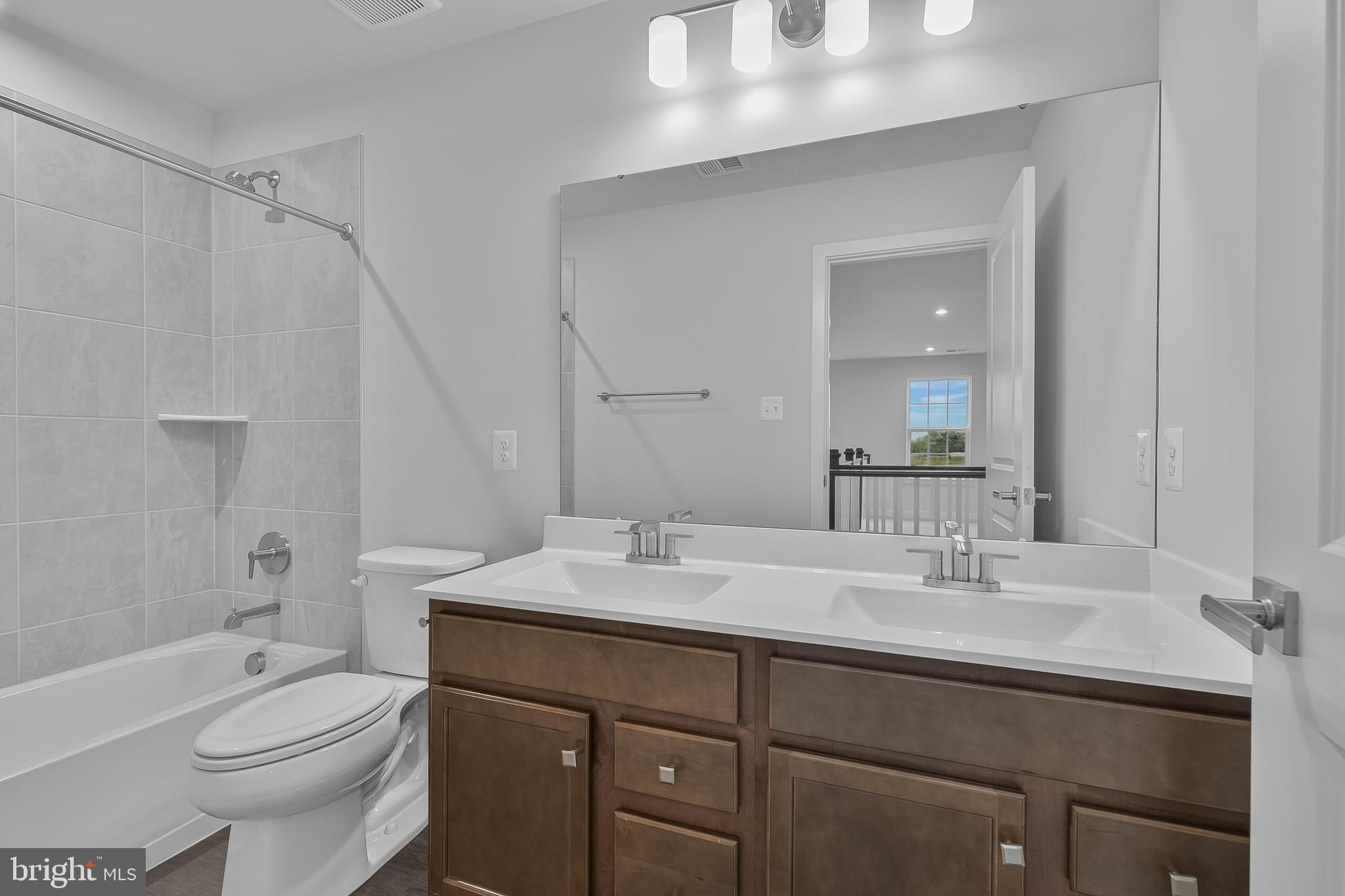 HERITAGE ESTATES - Residential