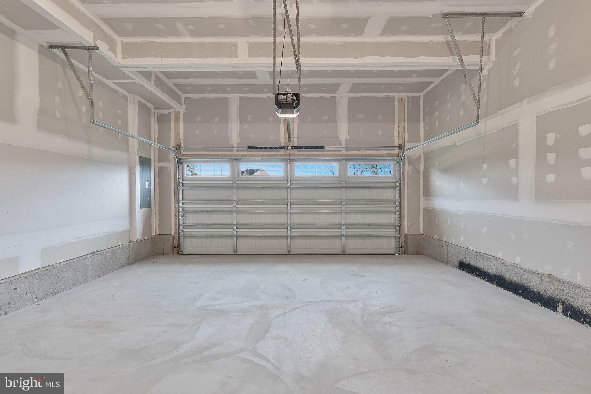 HERITAGE ESTATES - Residential