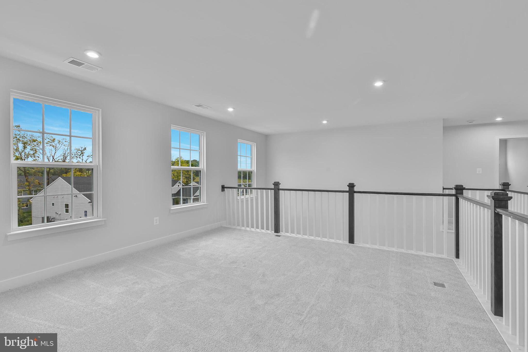 HERITAGE ESTATES - Residential