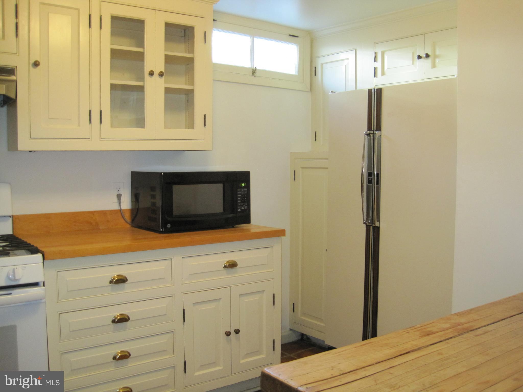 OLD TOWN - Residential Lease