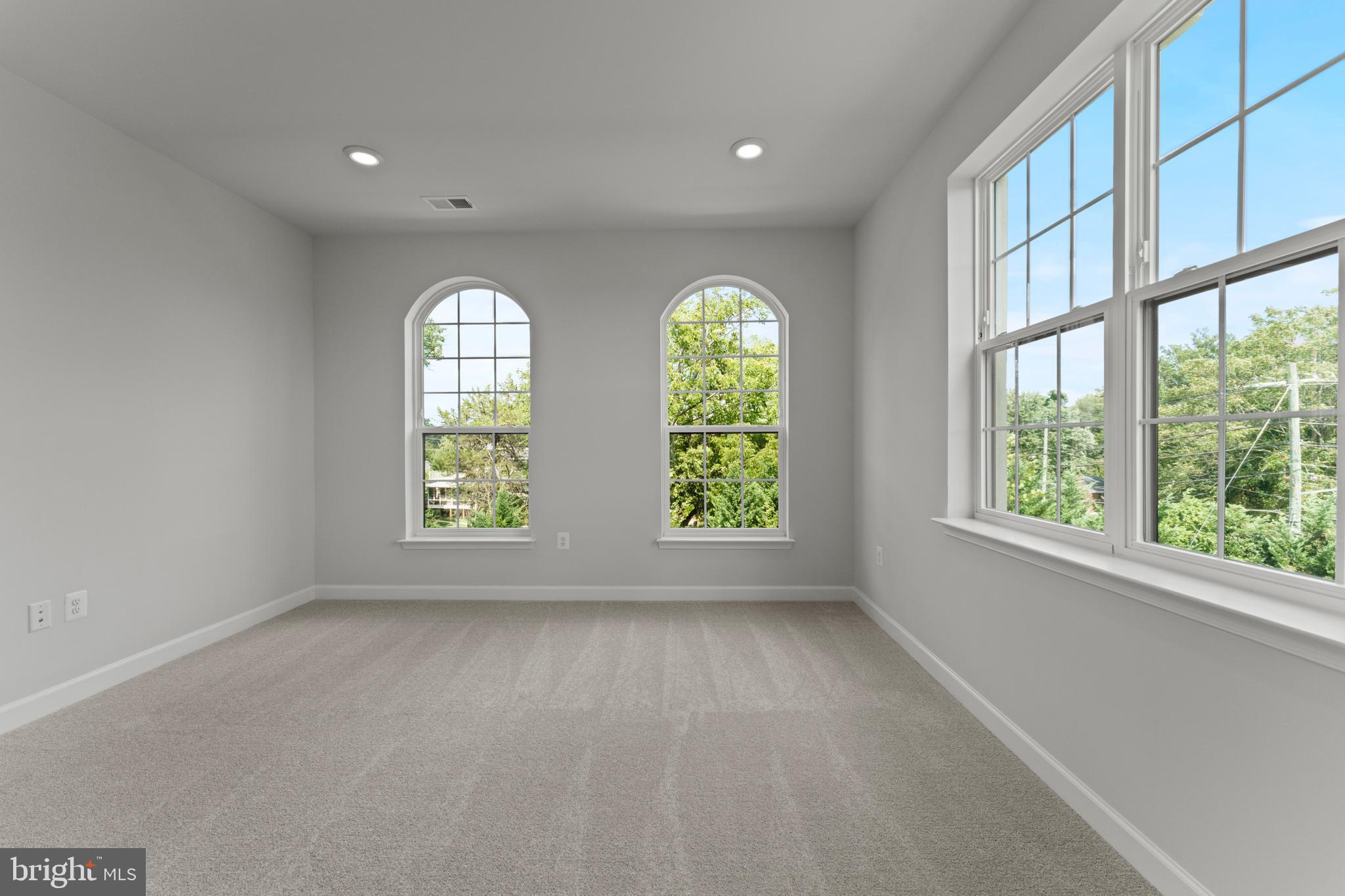 POTOMAC OVERLOOK AT NATIONAL HARBOR - Residential