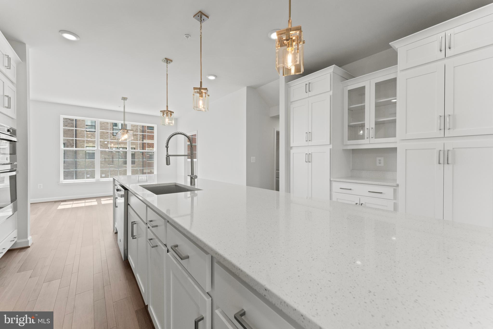 612 CATAMARAN WAY