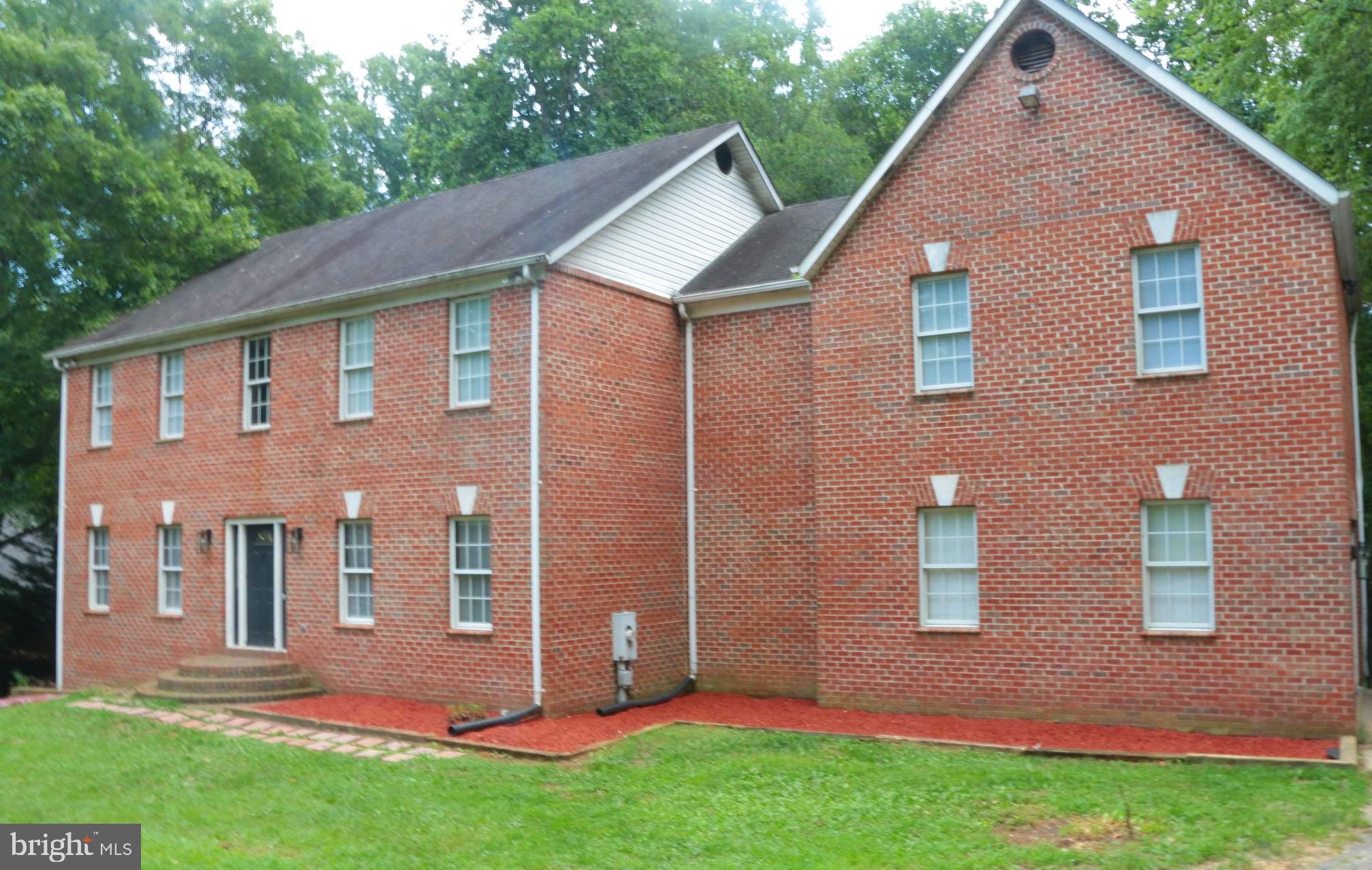 STRAWBERRY HILLS - Residential