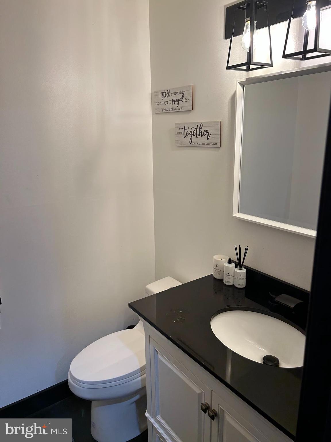 STRAWBERRY HILLS - Residential