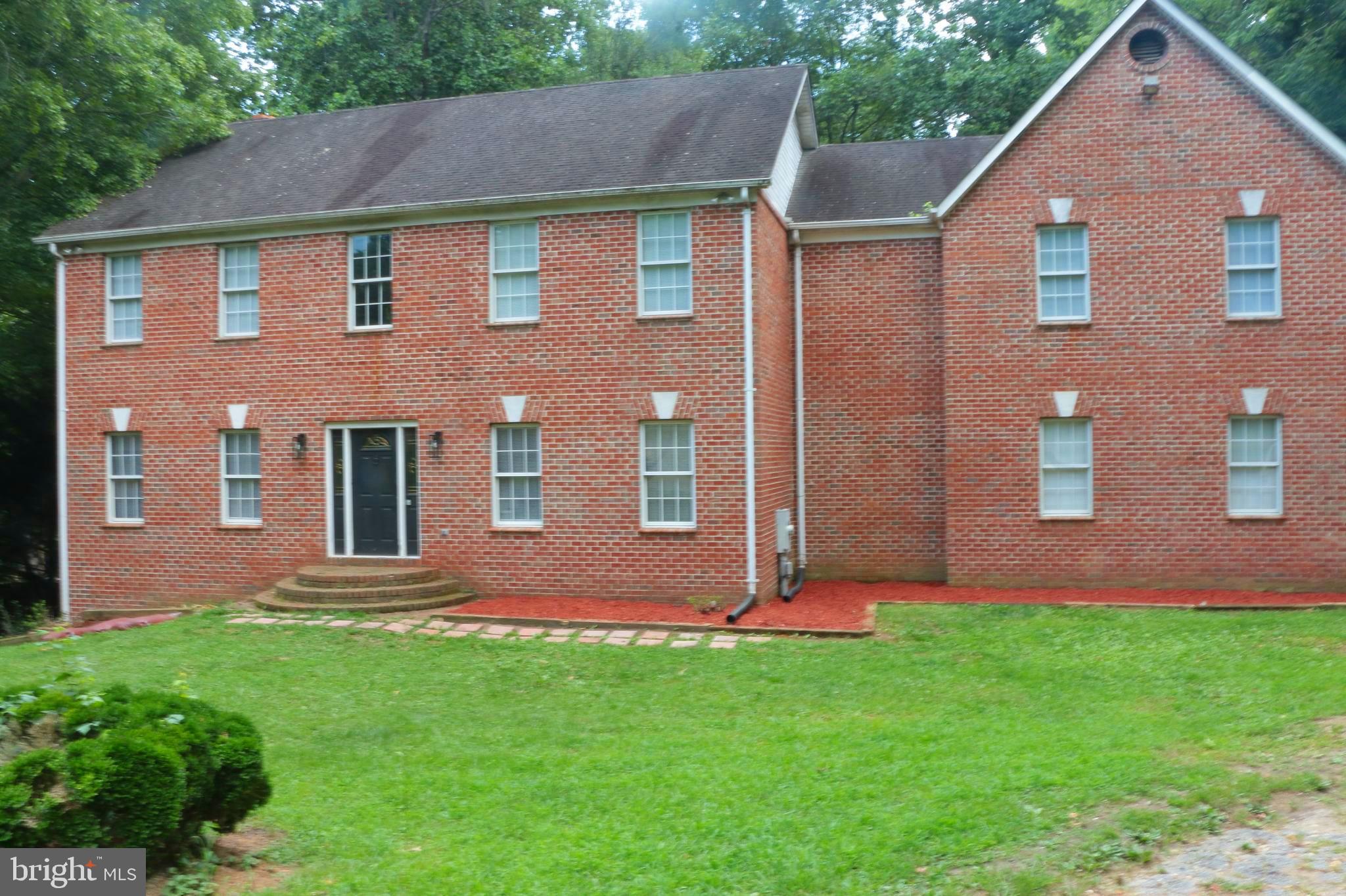 STRAWBERRY HILLS - Residential