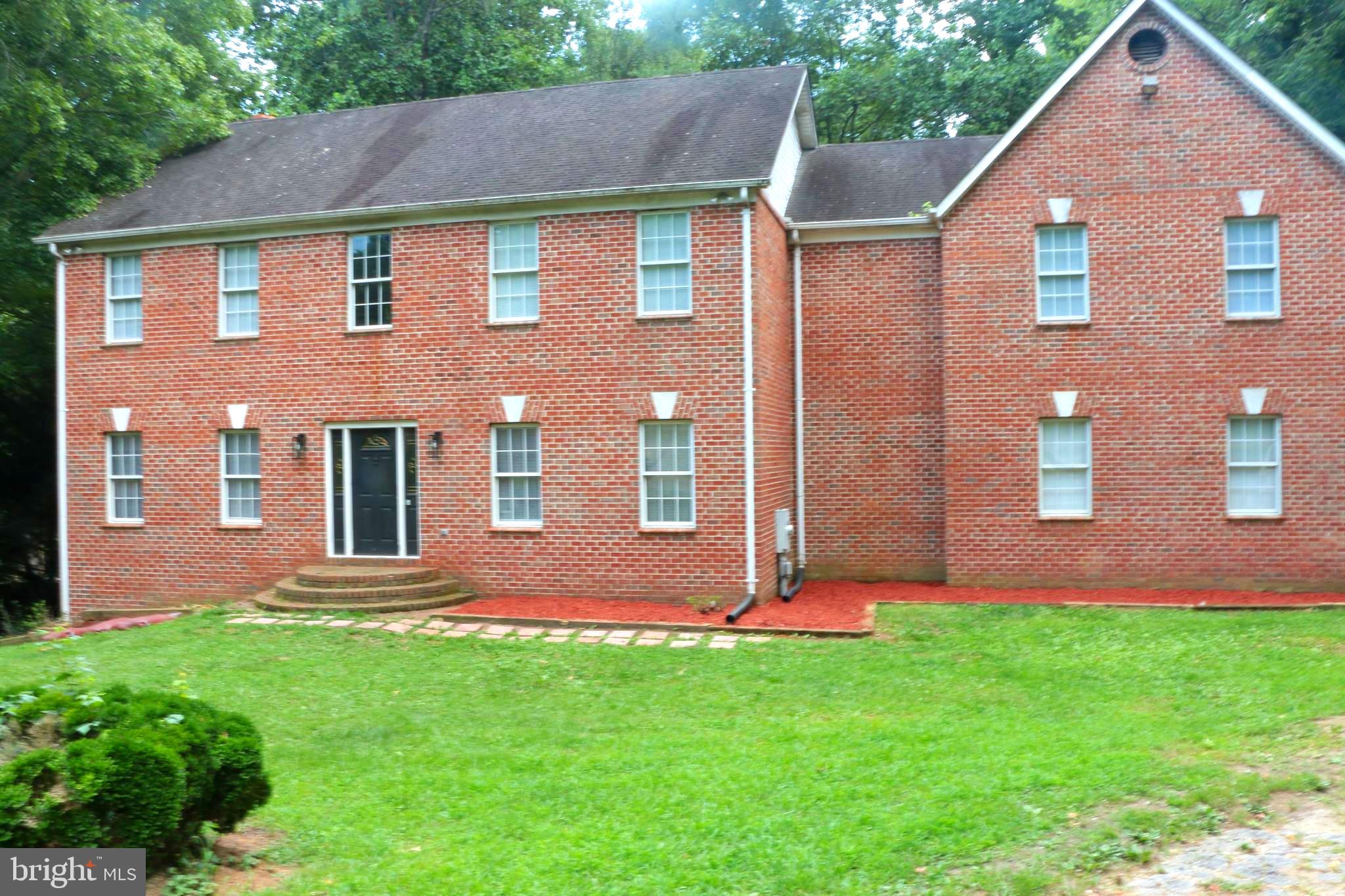 STRAWBERRY HILLS - Residential