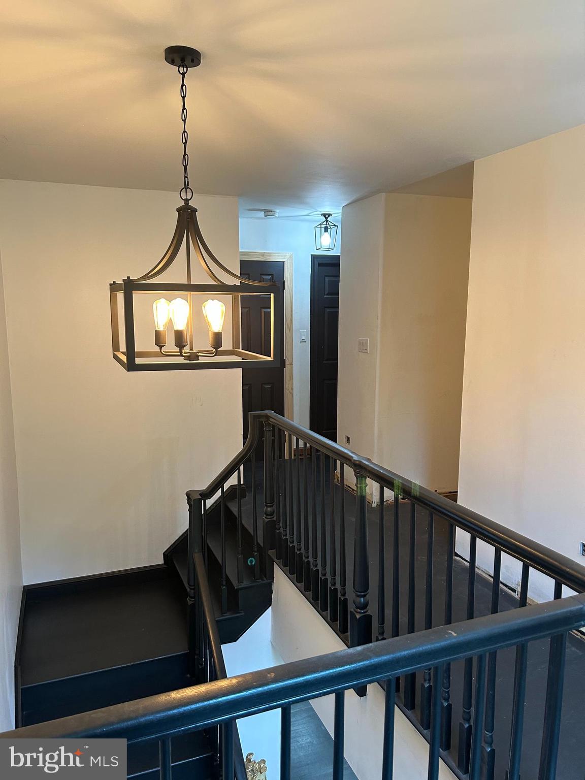 STRAWBERRY HILLS - Residential