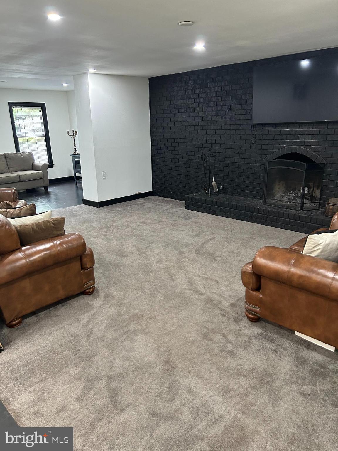 STRAWBERRY HILLS - Residential