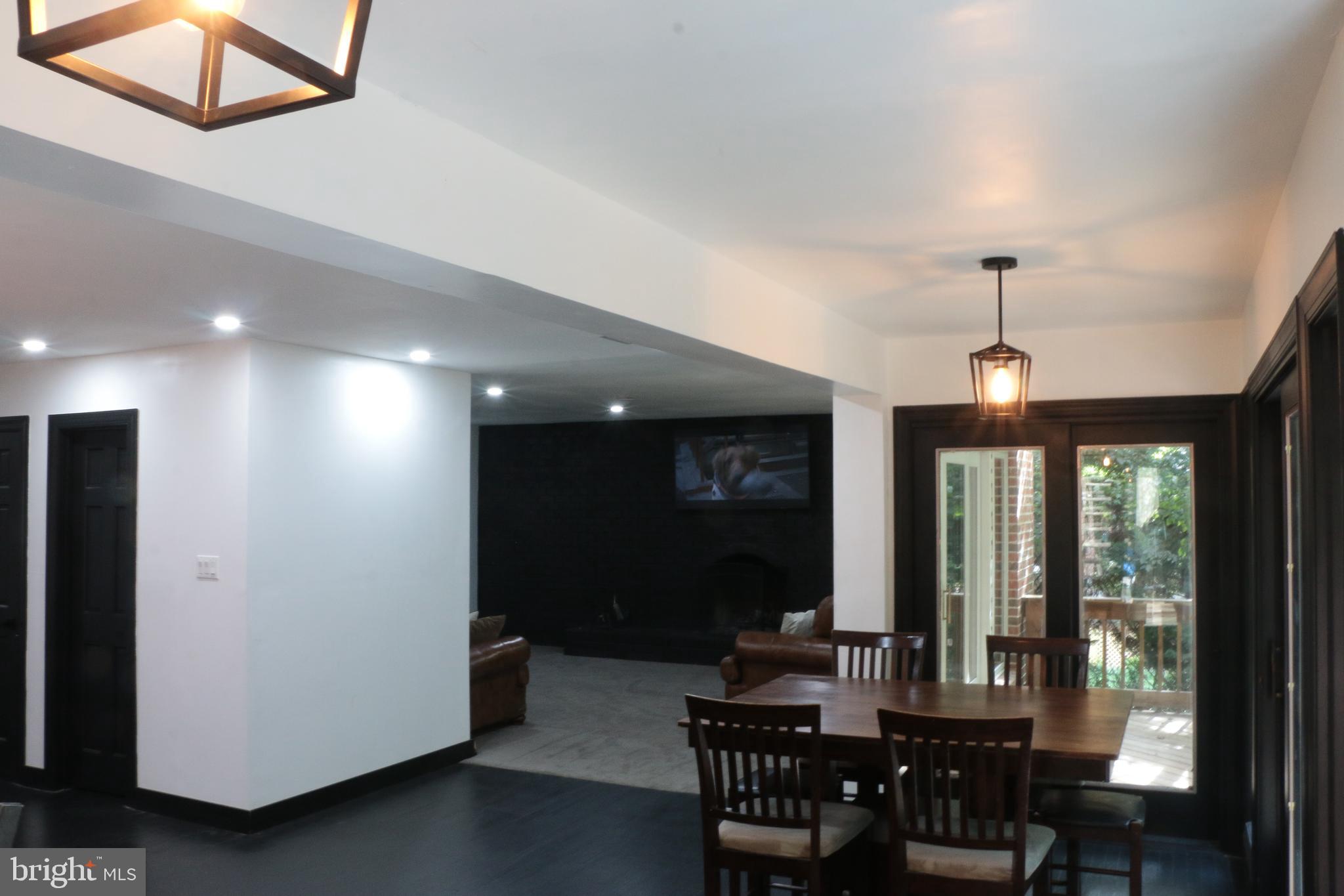 STRAWBERRY HILLS - Residential