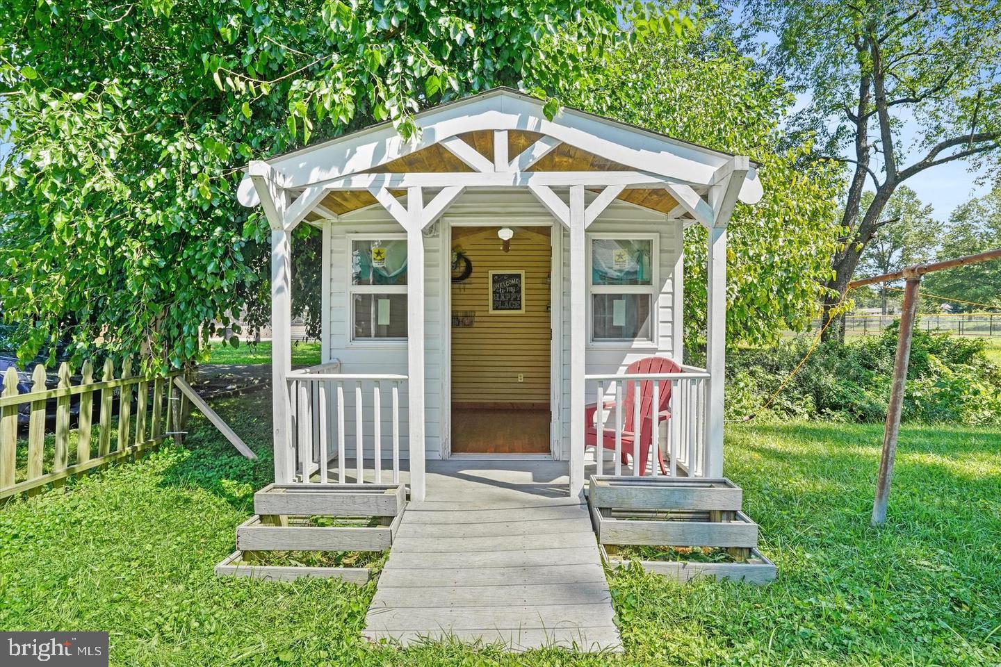 SWAN MEADOWS - Residential
