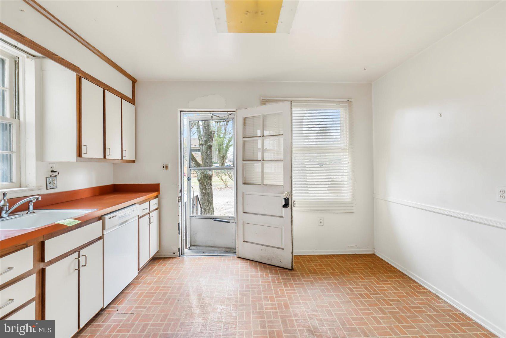 FIELDSTONE - Residential