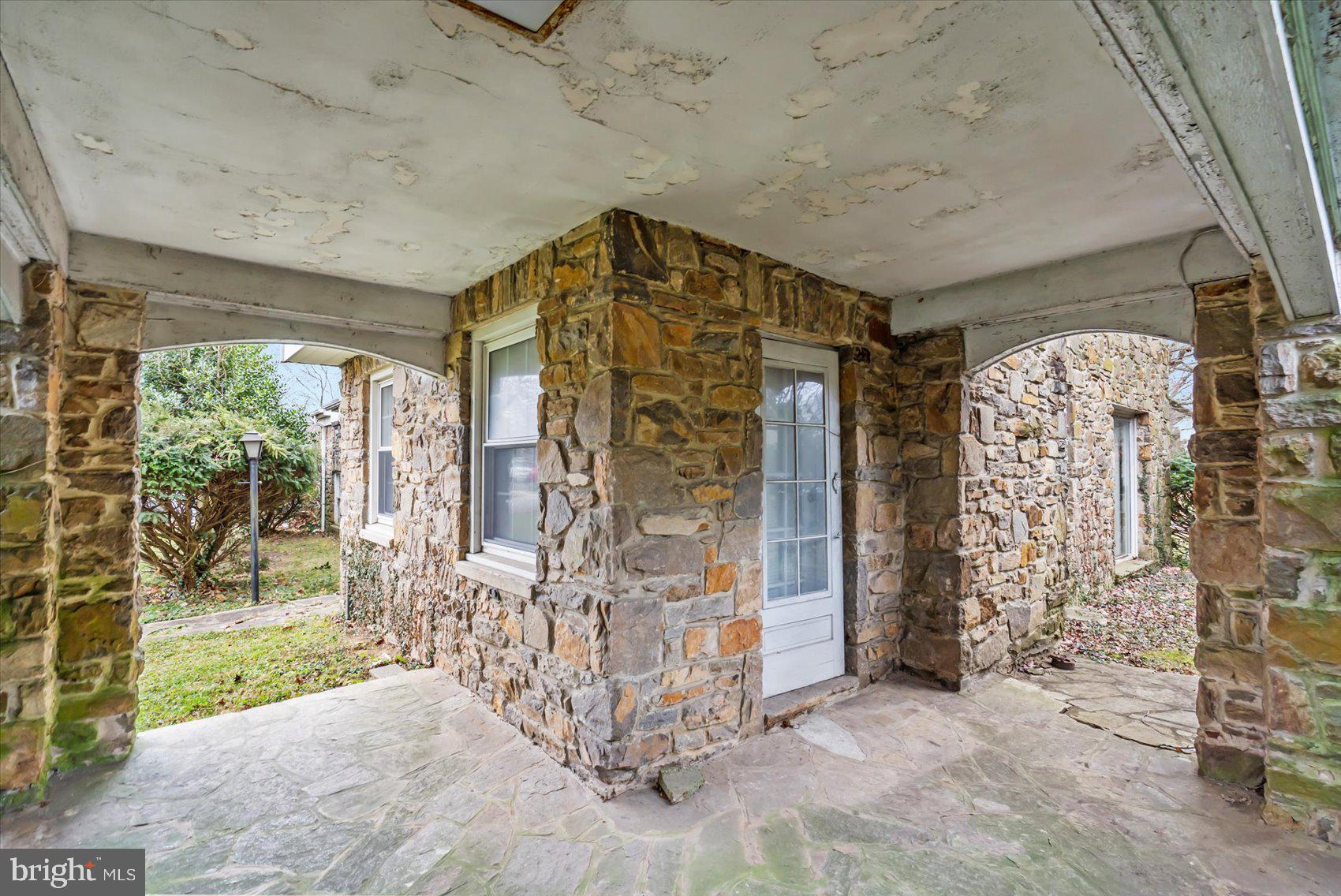 FIELDSTONE - Residential