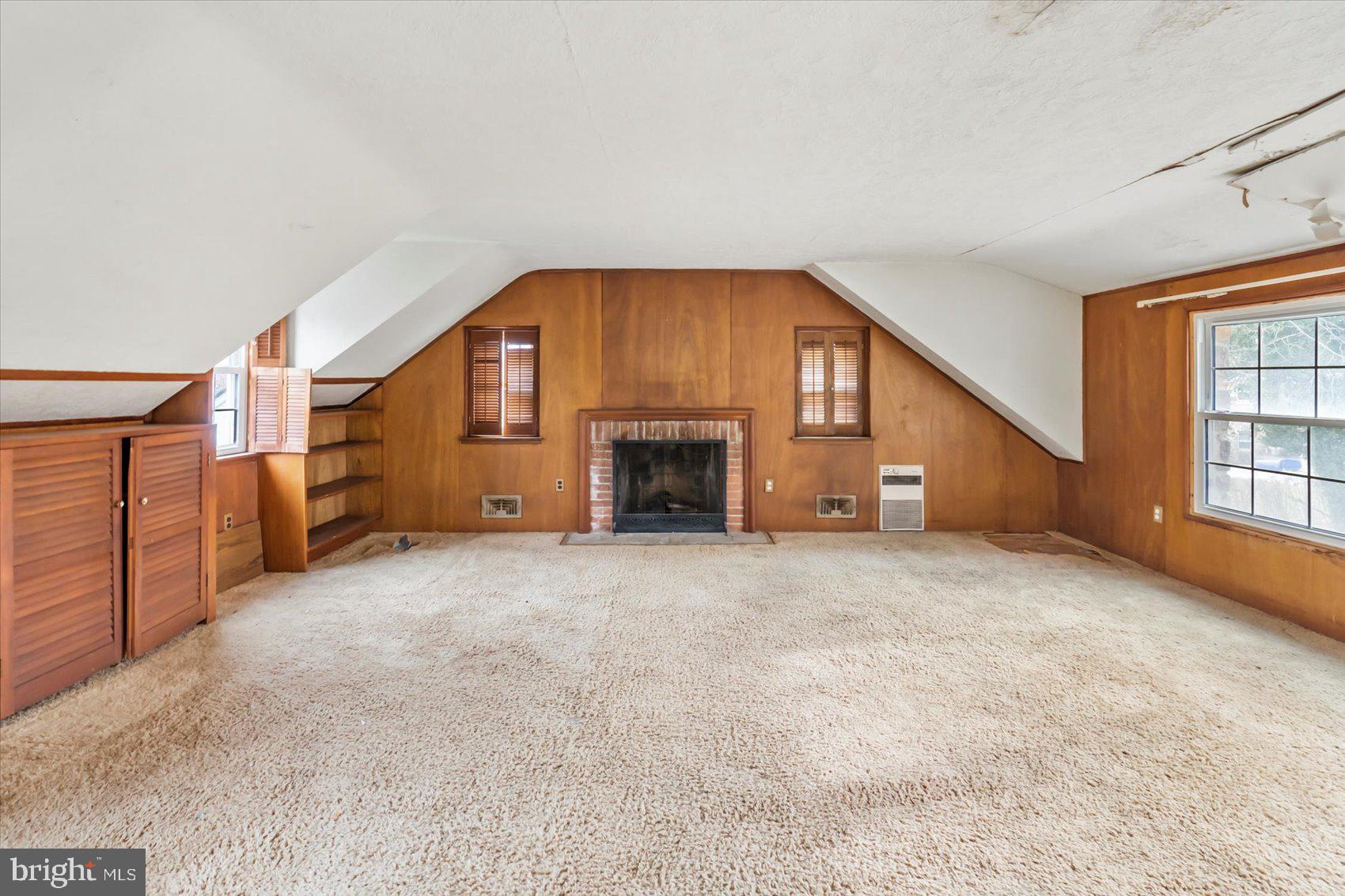 FIELDSTONE - Residential