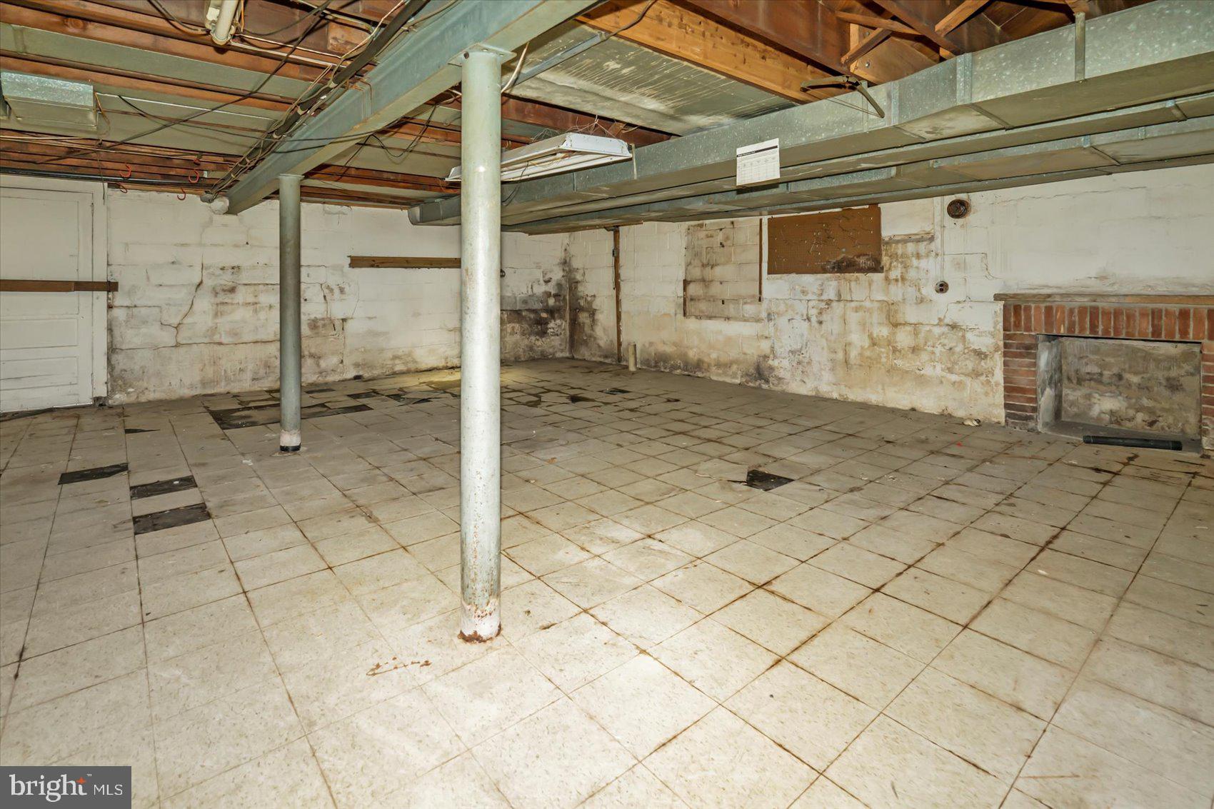 FIELDSTONE - Residential