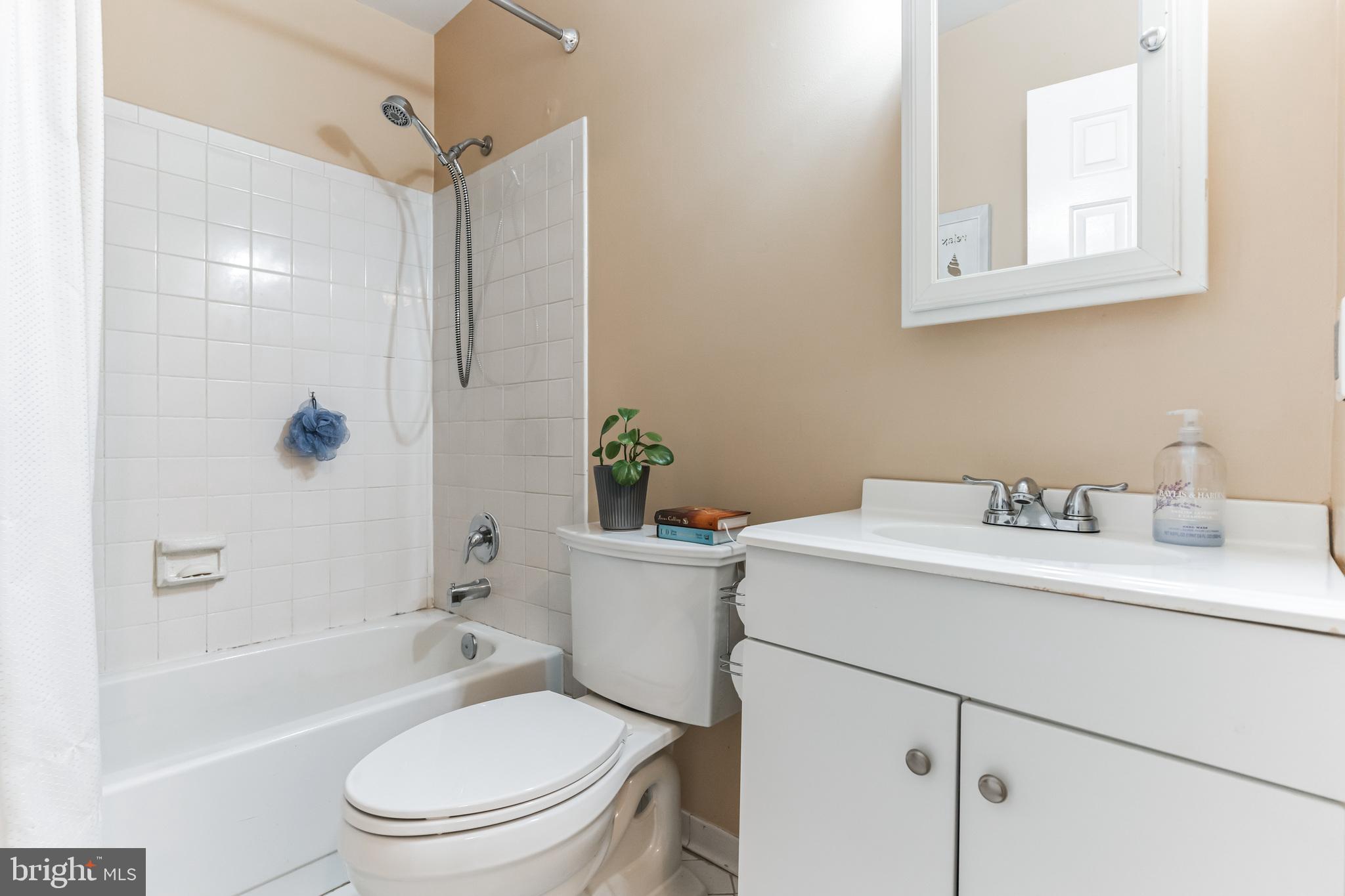 TANGLEWOOD - Residential