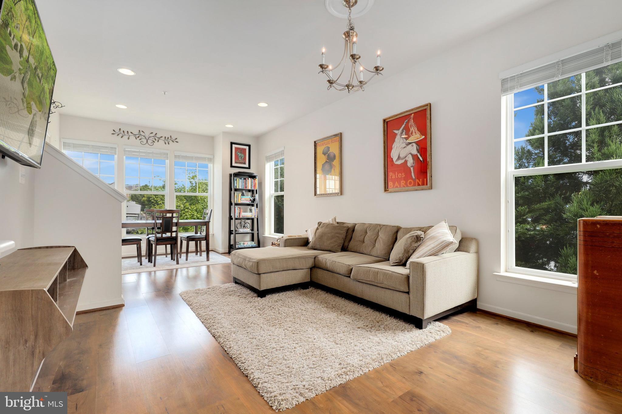 GALLERY PARK - Residential