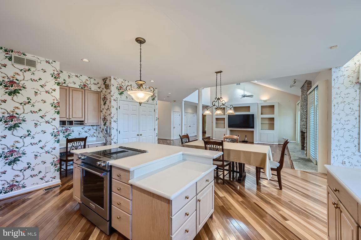 WORTHINGTON GREEN - Residential