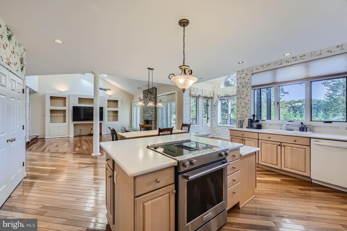 WORTHINGTON GREEN - Residential