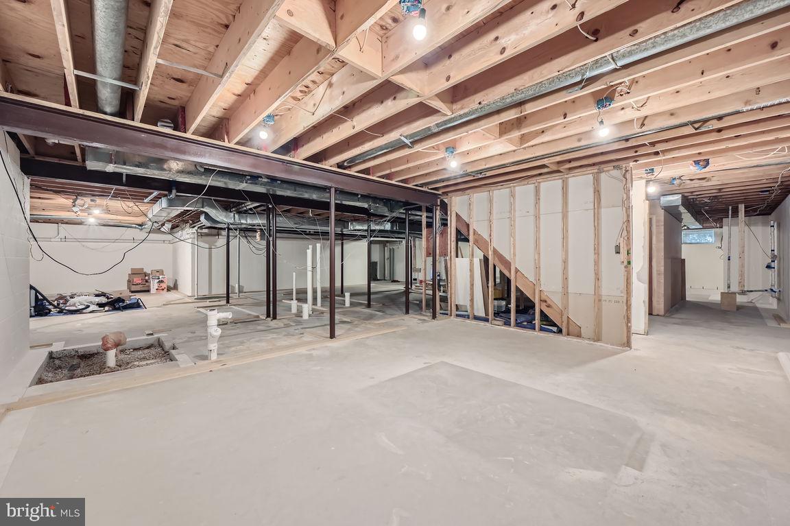 WORTHINGTON GREEN - Residential