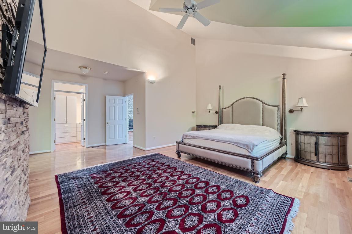 WORTHINGTON GREEN - Residential