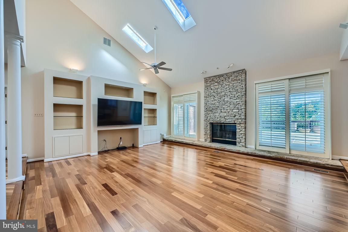 WORTHINGTON GREEN - Residential