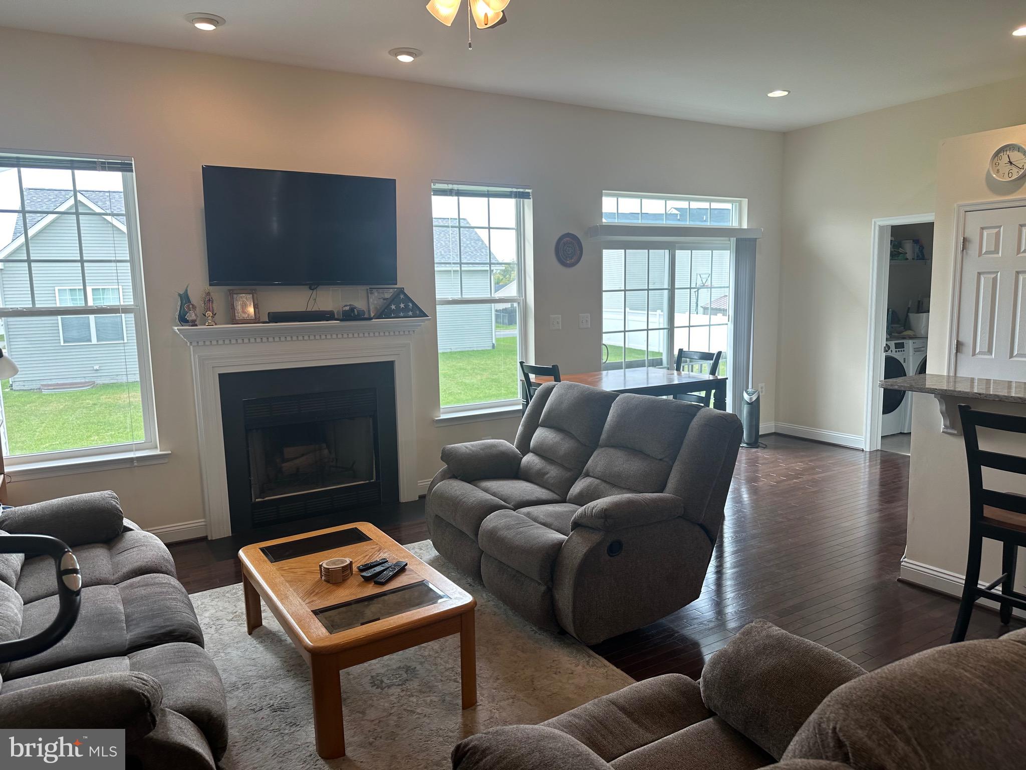 ARCADIA SPRINGS - Residential