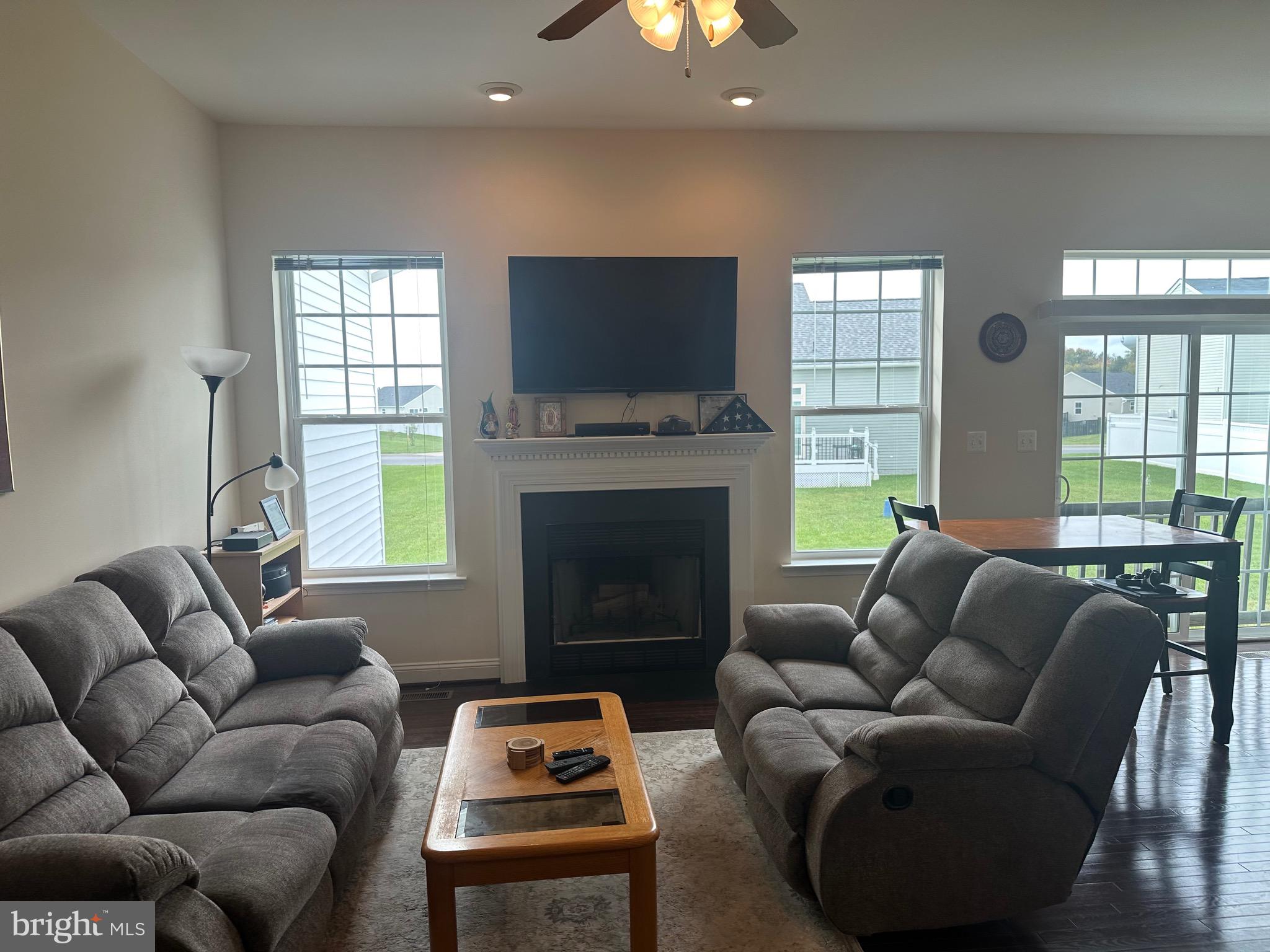 ARCADIA SPRINGS - Residential