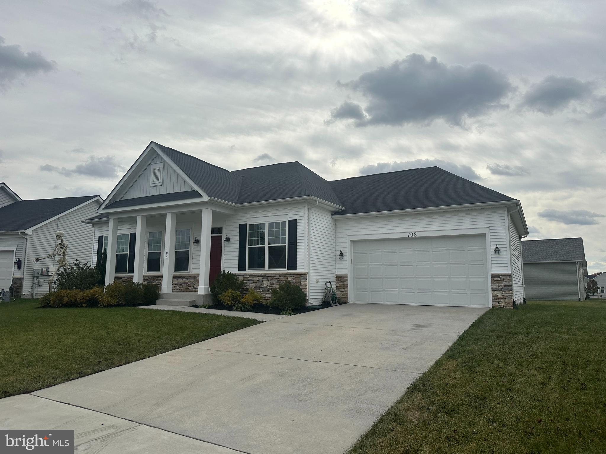 ARCADIA SPRINGS - Residential