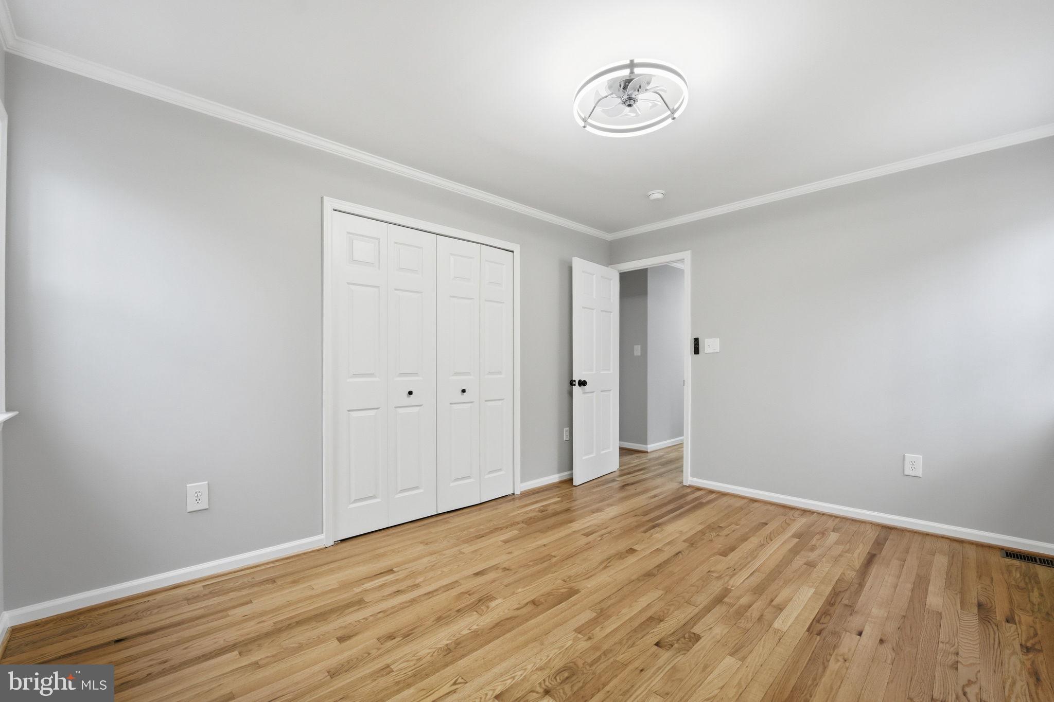 LAKE BRADDOCK - Residential