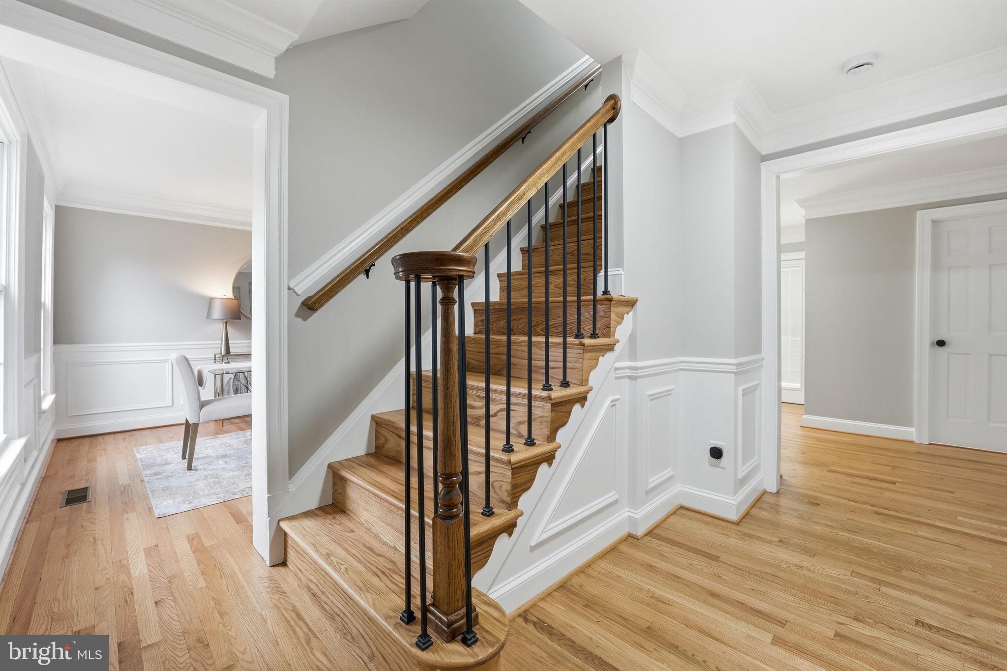 LAKE BRADDOCK - Residential