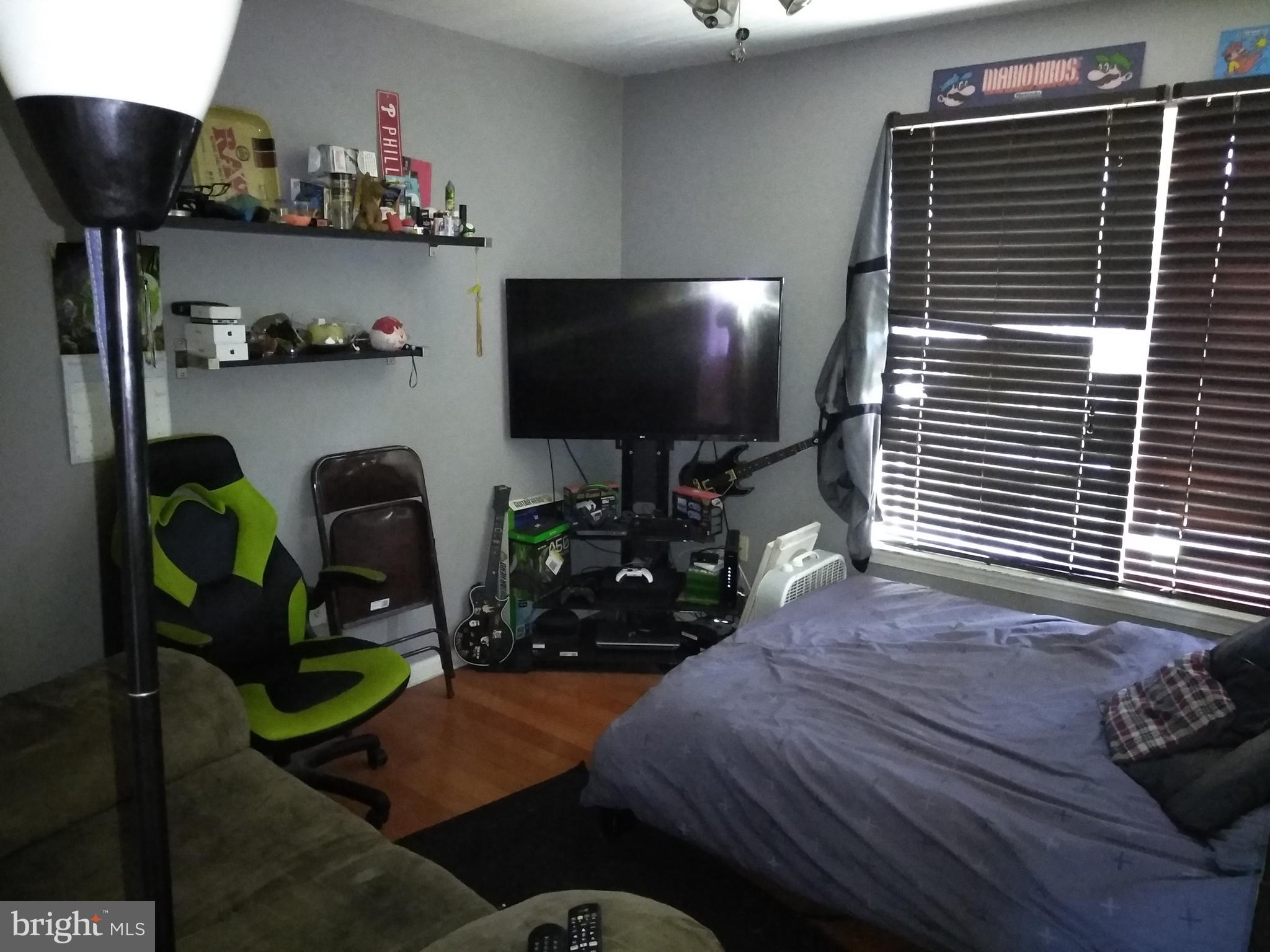 SOUTHAMPTON HGHTS - Residential